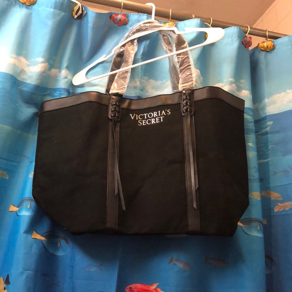 Victoria's Secret Handbags - Victoria Secret large tote 👜